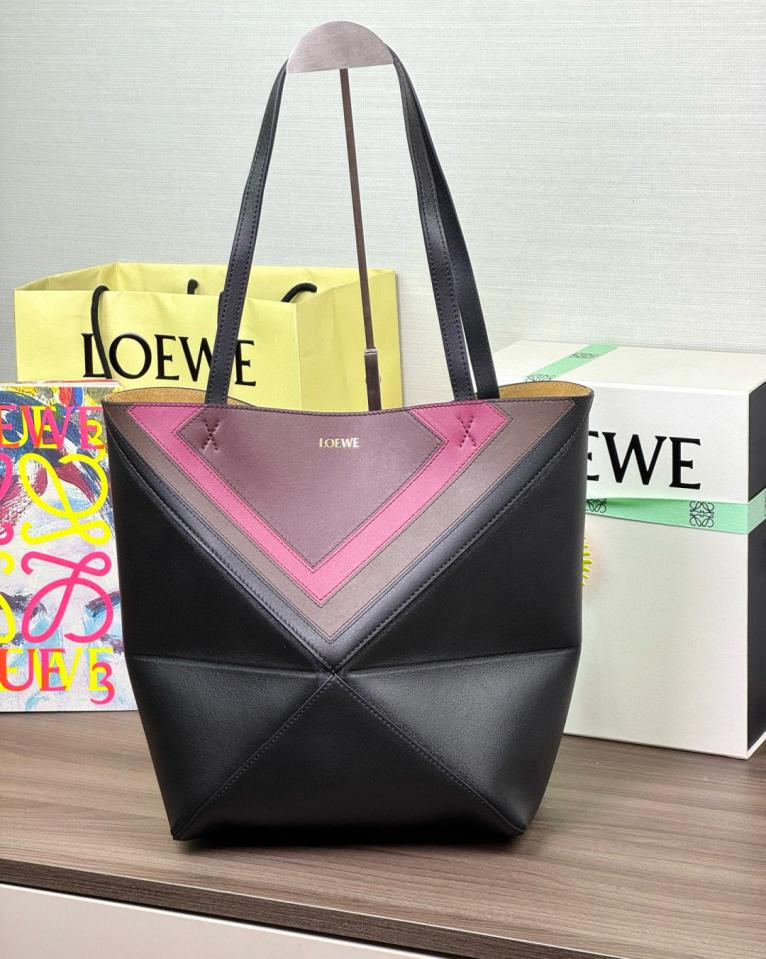 Borsa a mano media Puzzle Fold, nero/rosso bordeaux (MYKFS